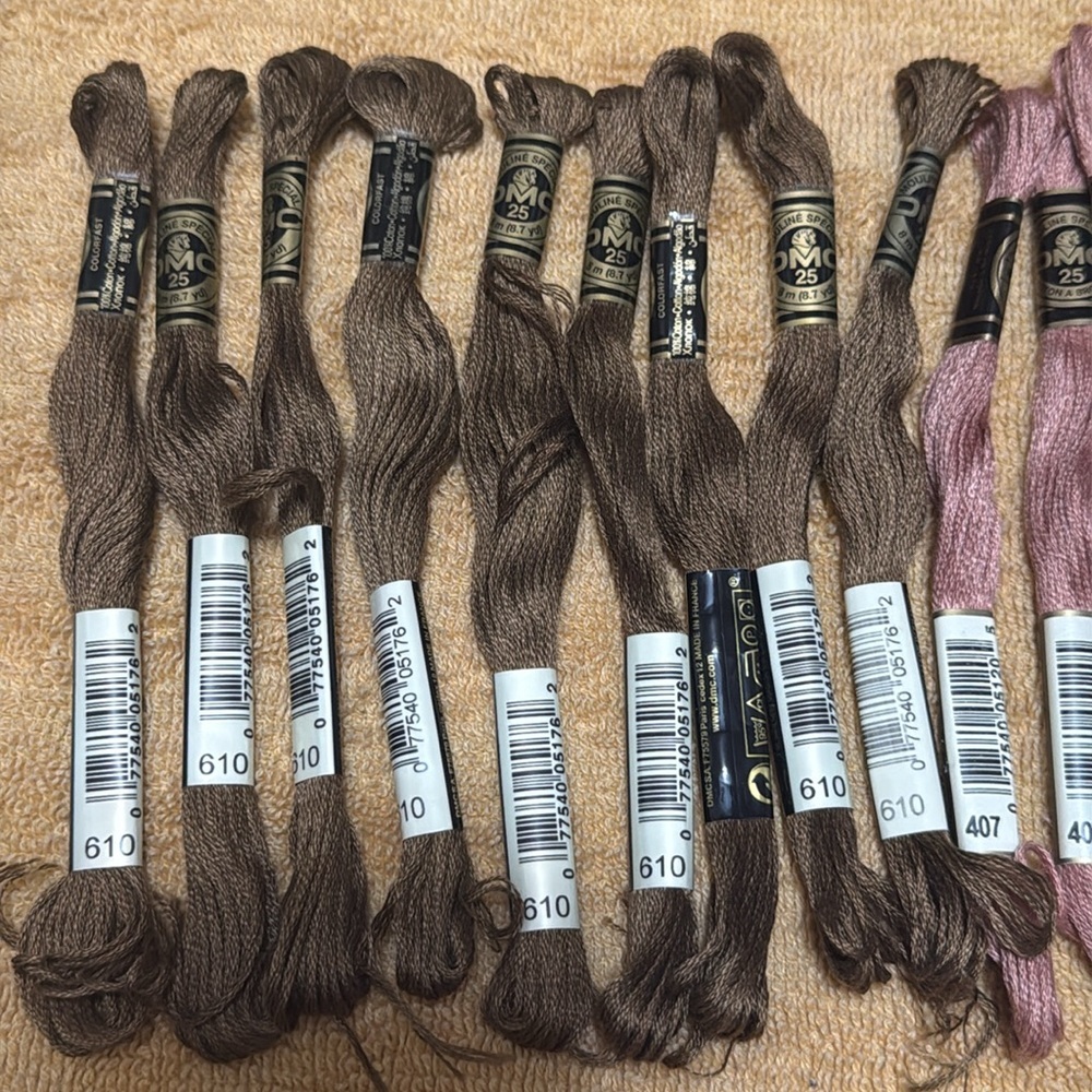 SET OF 20 DMC Assorted Embroidery Floss Set 8m/8.7 yd - Picture 3 of 9